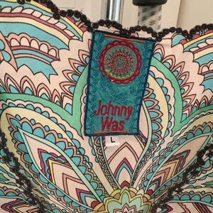 Gorgeous silk top by Johnny Was. Excellent news condition, size large.